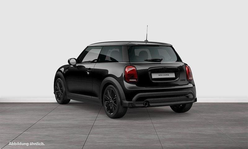Gebraucht Mini Cooper 136 PS (100 kW) 2023 Schwarz Kleinwagen