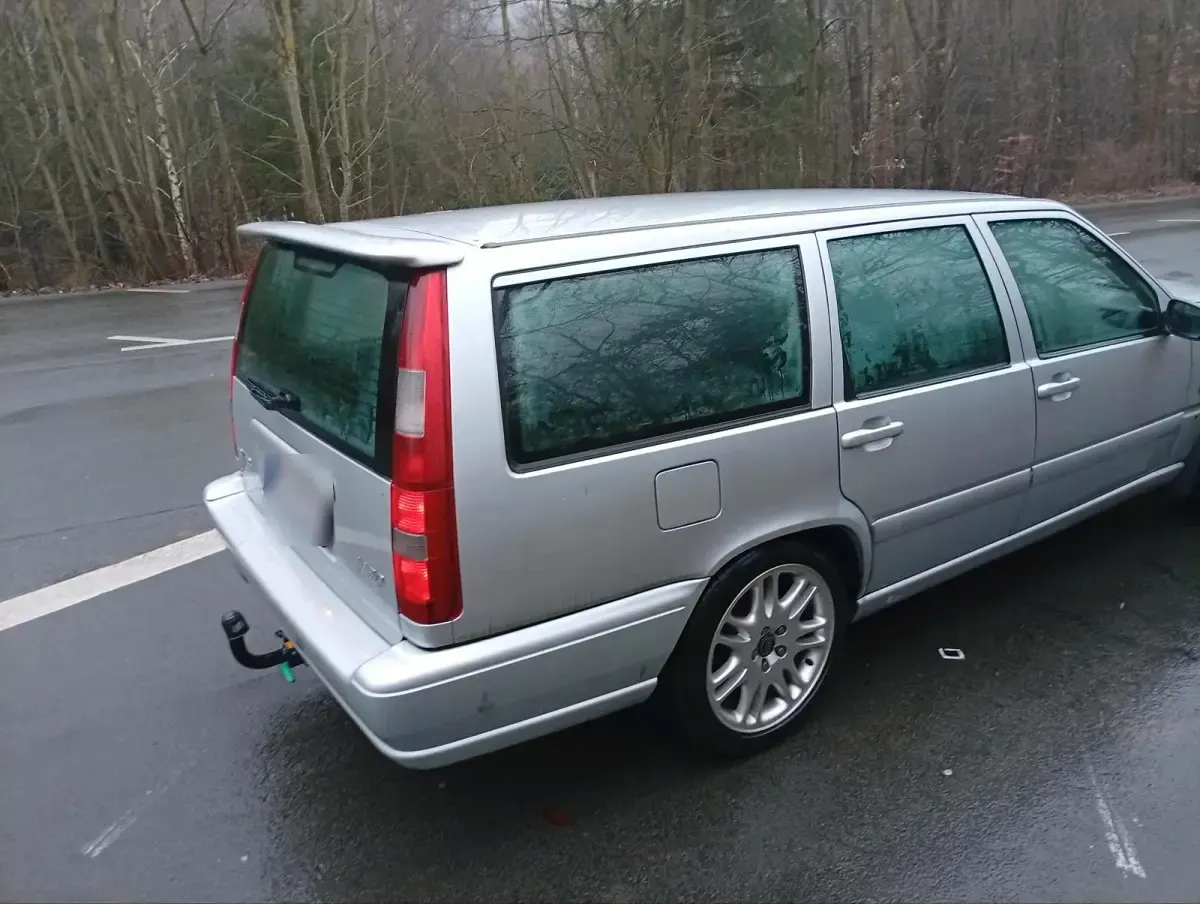 Gebraucht Volvo V70 193 PS (141 kW) 1998 Silber Kombi