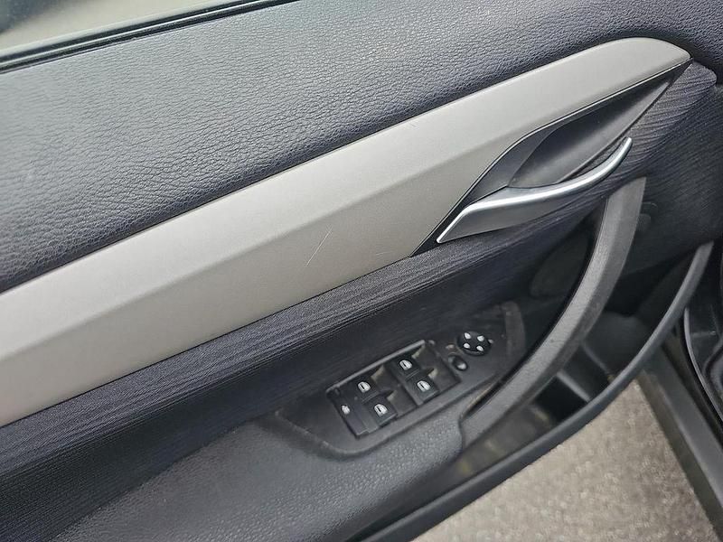 Gebraucht BMW X1 150 PS (110 kW) 2012 Schwarz SUV