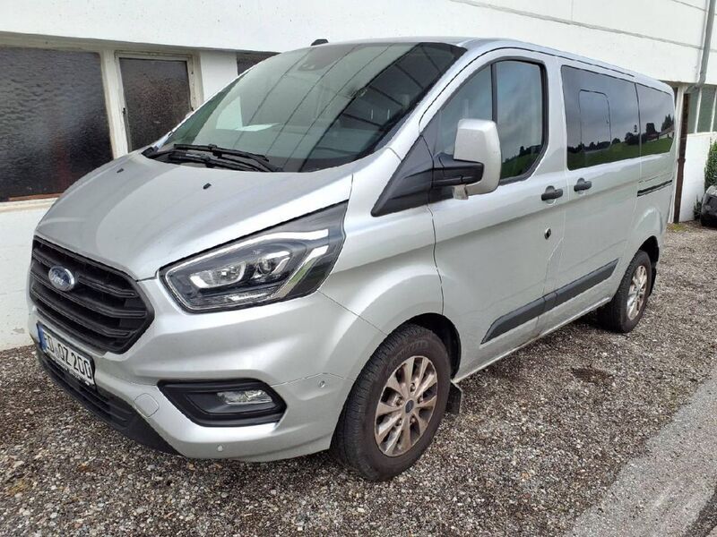 Gebraucht Ford Transit Custom 131 PS (96 kW) 2021 Polarsilber metallic (metallic) Kombi
