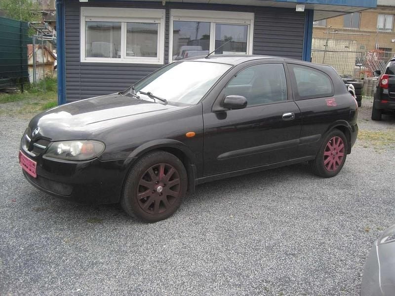 Schwarz Gebraucht 2003 Nissan Almera Limousine | 450 € (Superpreis) - Bild 1/4