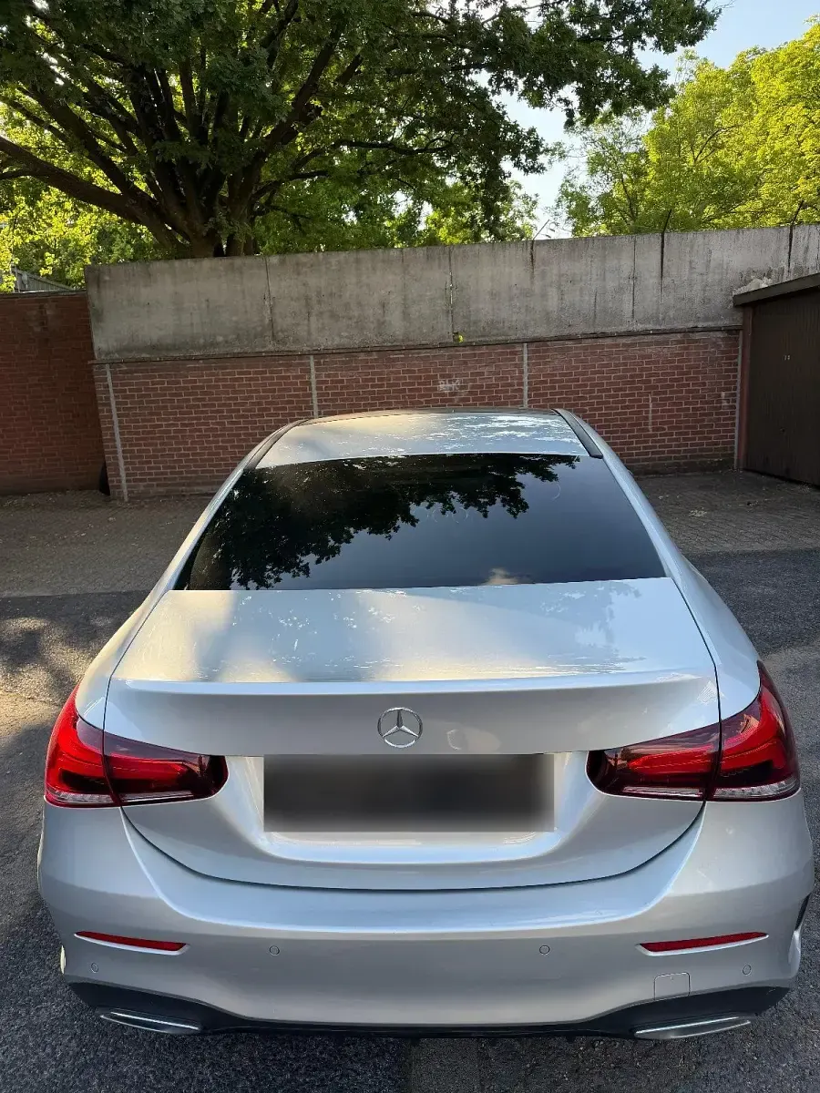 Gebraucht Mercedes A200 AMG 150 PS (110 kW) 2021 Silber Limousine