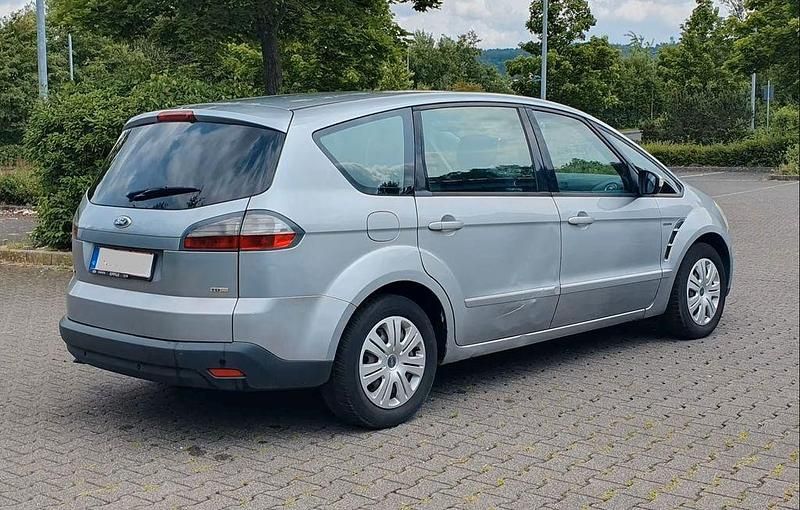 Gebraucht Ford S-MAX Trend 140 PS (102 kW) 2007 Grau Van / Kleinbus