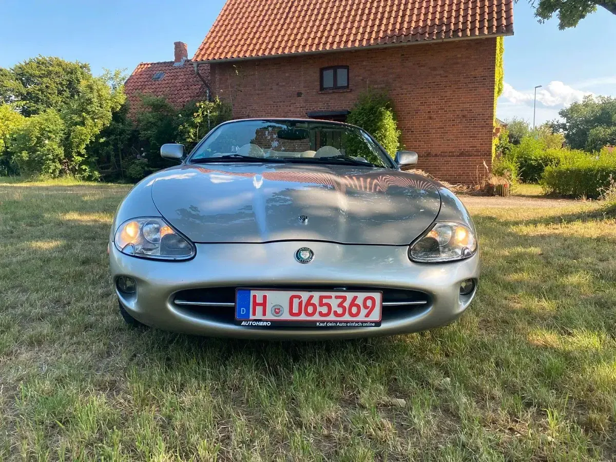 Gebraucht Jaguar XK8 284 PS (208 kW) 1998 Grau Coupé