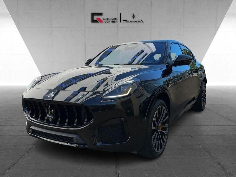Neu Maserati Grecale 330 PS (242 kW) 2025 Schwarz SUV