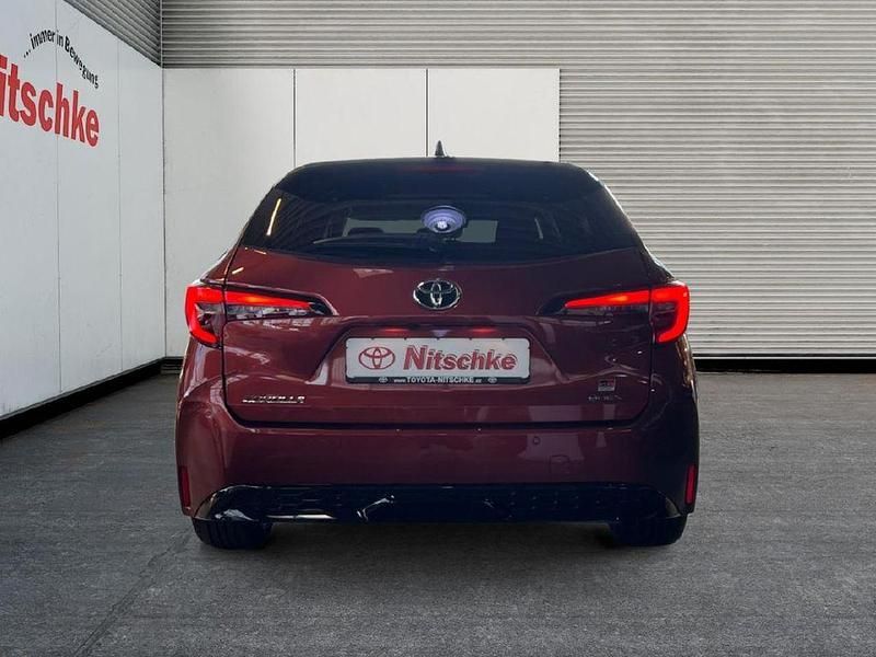Neu Toyota Corolla Sport 196 PS (144 kW) 2025 Metal oxide Kombi