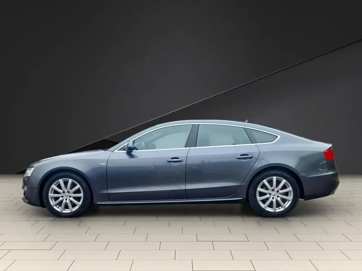 Gebraucht Audi A5 Sportback S-Line 190 PS (139 kW) 2015 Grau Kleinwagen