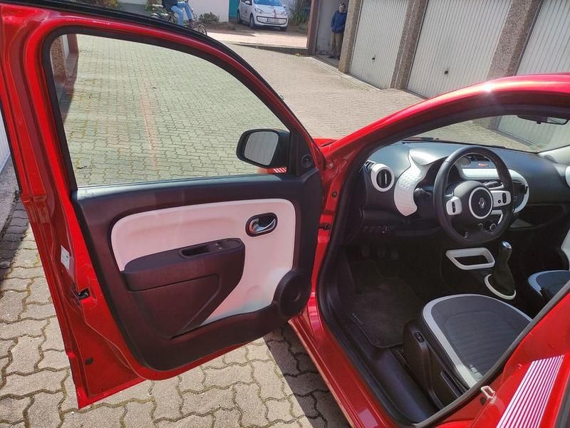 Gebraucht Renault Twingo Experience 71 PS (52 kW) 2016 Rot Kleinwagen