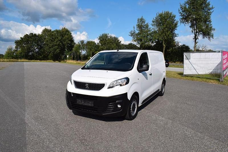 Weiß Gebraucht 2021 Peugeot Expert Van | 14.950 € (Fairer Preis) - Bild 1/4