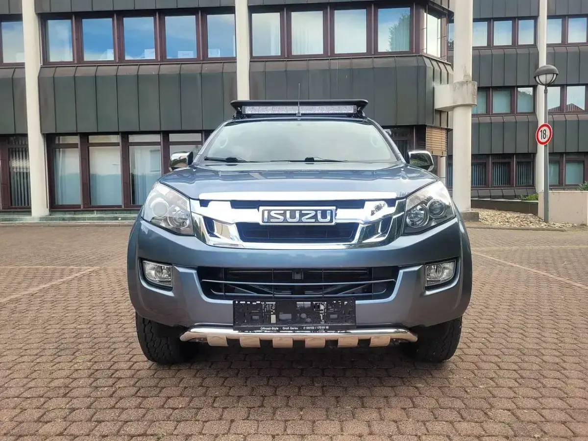Gebraucht Isuzu D-Max 163 PS (119 kW) 2014 Grau SUV