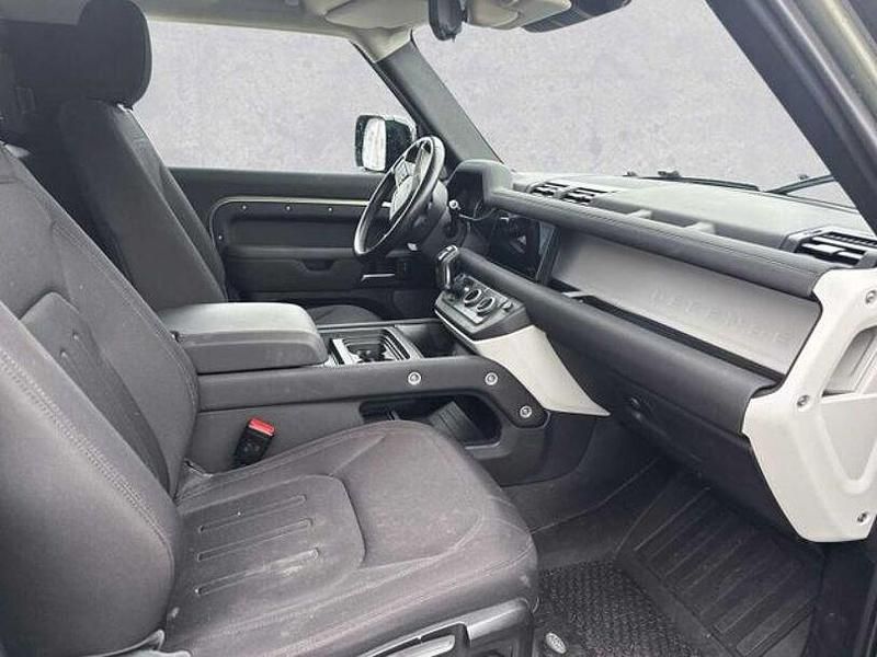 Gebraucht Land Rover Defender 200 PS (147 kW) 2021 Grün (pangeagreen metallic) SUV