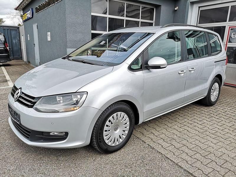 Gebraucht VW Sharan R 140 PS (102 kW) 2010 Silber Van / Kleinbus
