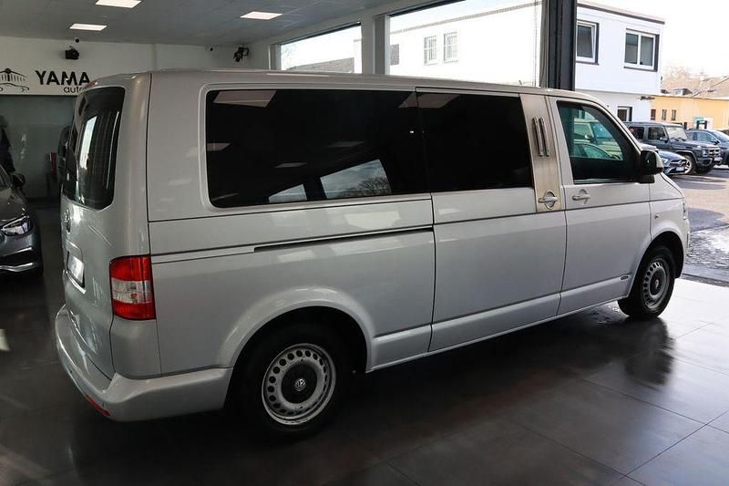 Gebraucht VW T5 150 PS (110 kW) 2014 Silber Van