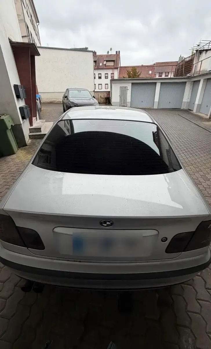 Gebraucht BMW 318 118 PS (86 kW) 1998 Limousine