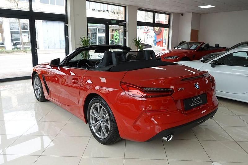 Gebraucht BMW Z4 Performance 197 PS (144 kW) 2022 Rot Cabrio