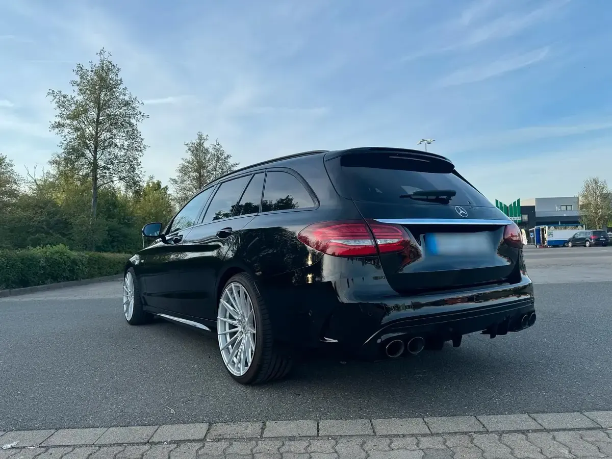 Gebraucht Mercedes C43 AMG AMG 390 PS (286 kW) 2020 Schwarz Kombi