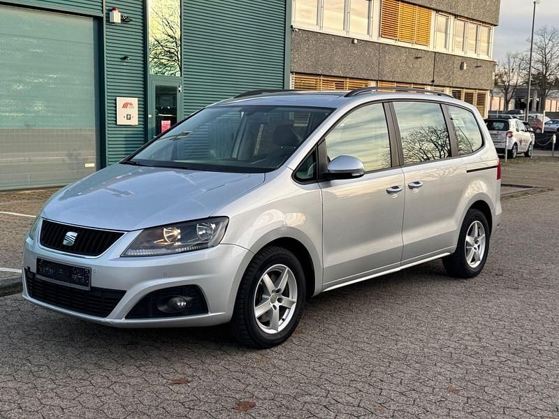 Silber Gebraucht 2012 Seat Alhambra Style Van / Kleinbus | 4.990 € (Superpreis) - Bild 1/4