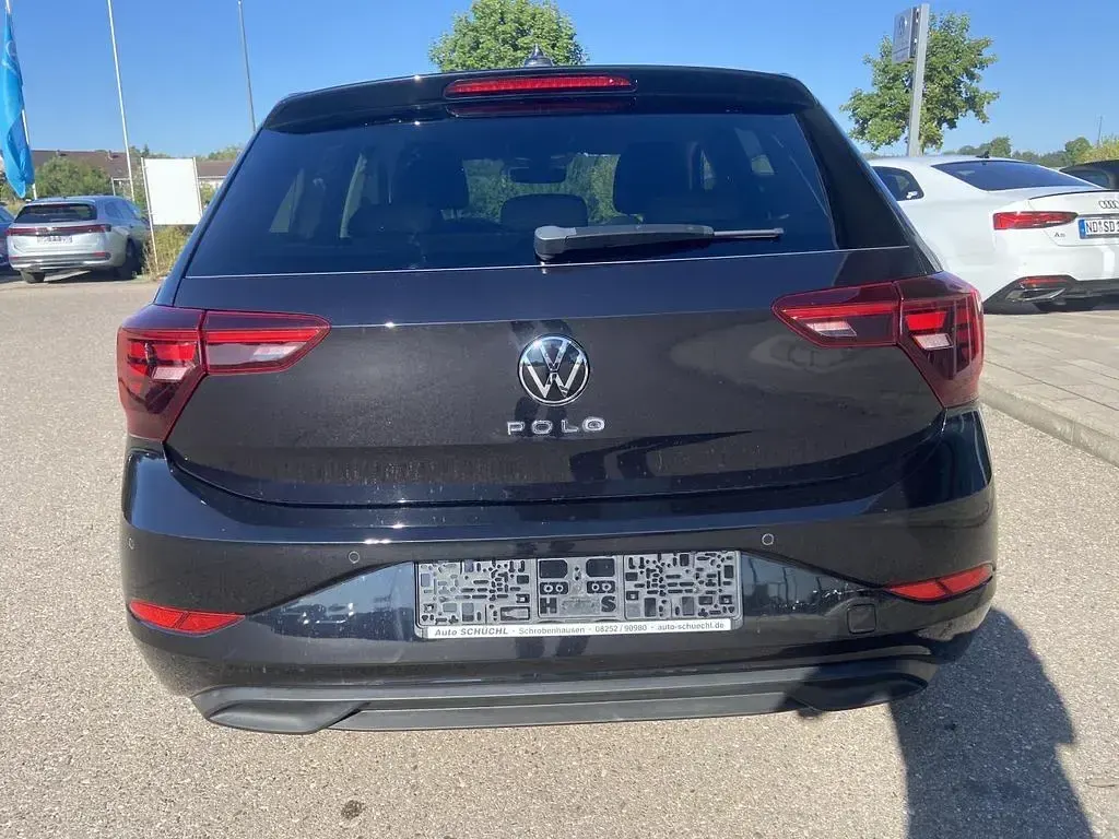 Gebraucht VW Polo Active 95 PS (69 kW) 2023 Schwarz Kleinwagen