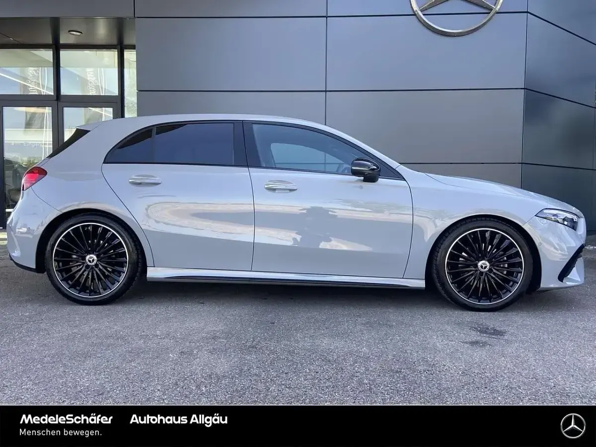 Gebraucht Mercedes A180 AMG 136 PS (100 kW) 2026 Grau Limousine