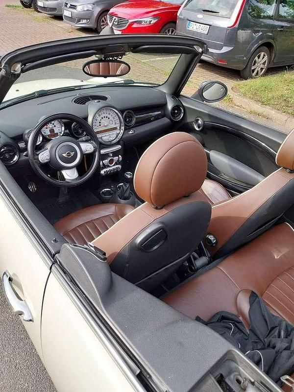 Gebraucht Mini Cooper S Cabriolet 184 PS (135 kW) 2010 Beige Cabrio