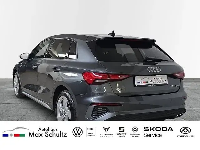 Gebraucht Audi e-tron S-Line 204 PS (150 kW) 2023 Grau SUV