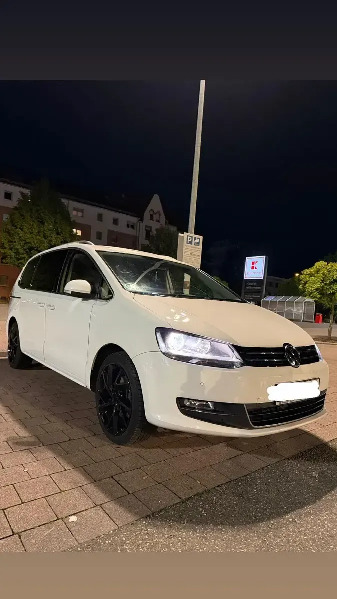 Gebraucht VW Sharan 170 PS (125 kW) 2011 Weiß Van / Kleinbus