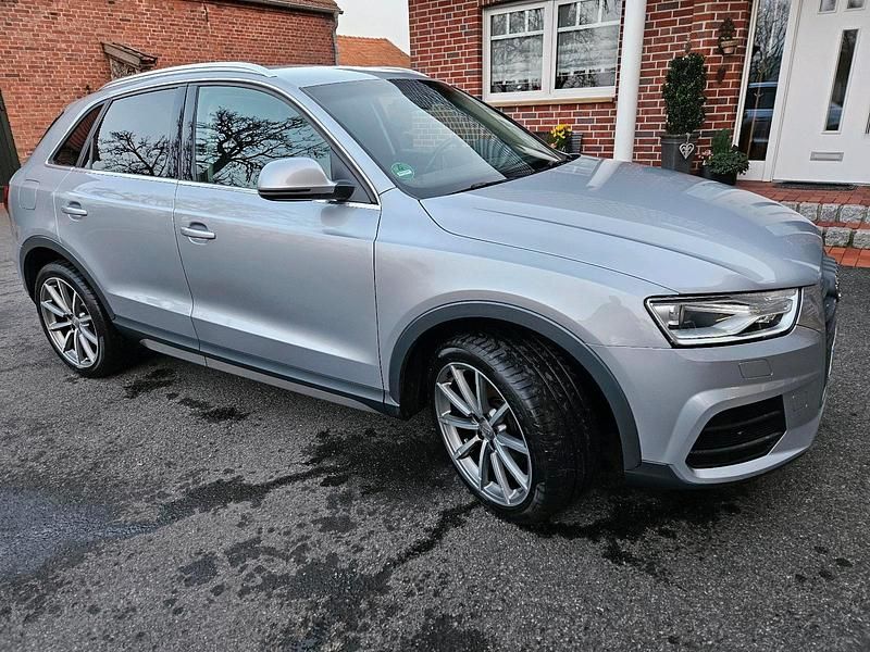 Gebraucht Audi Q3 Design 150 PS (110 kW) 2016 Silber SUV