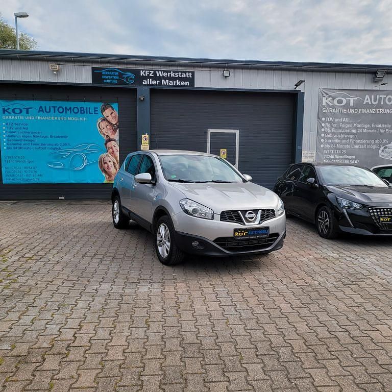Grau Gebraucht 2013 Nissan Qashqai Acenta SUV | 7.999 € (Guter Preis) - Bild 1/4