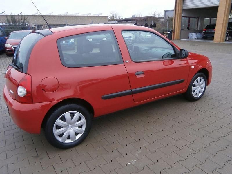 Gebraucht Renault Clio II Campus 58 PS (42 kW) 2010 Rot