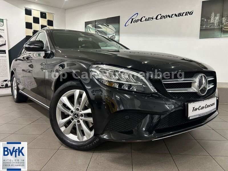 Schwarz Gebraucht 2019 Mercedes C200 Kombi | 21.950 € (Guter Preis) - Bild 1/4
