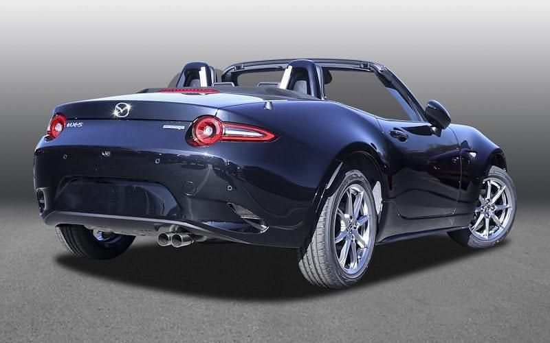 Neu Mazda MX5 Exclusive-Line 132 PS (97 kW) 2025 Jet black Cabrio