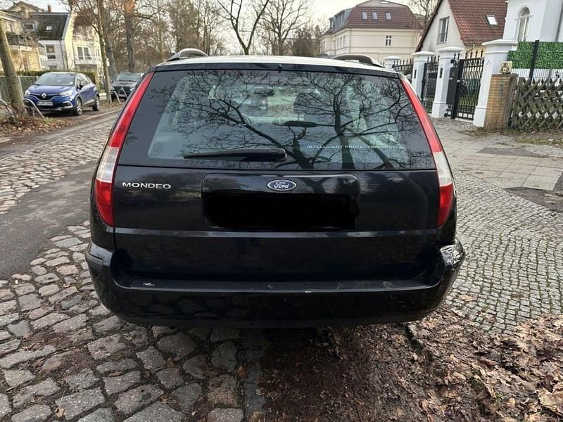Gebraucht Ford Mondeo Ghia 145 PS (106 kW) 2002 Schwarz Kombi