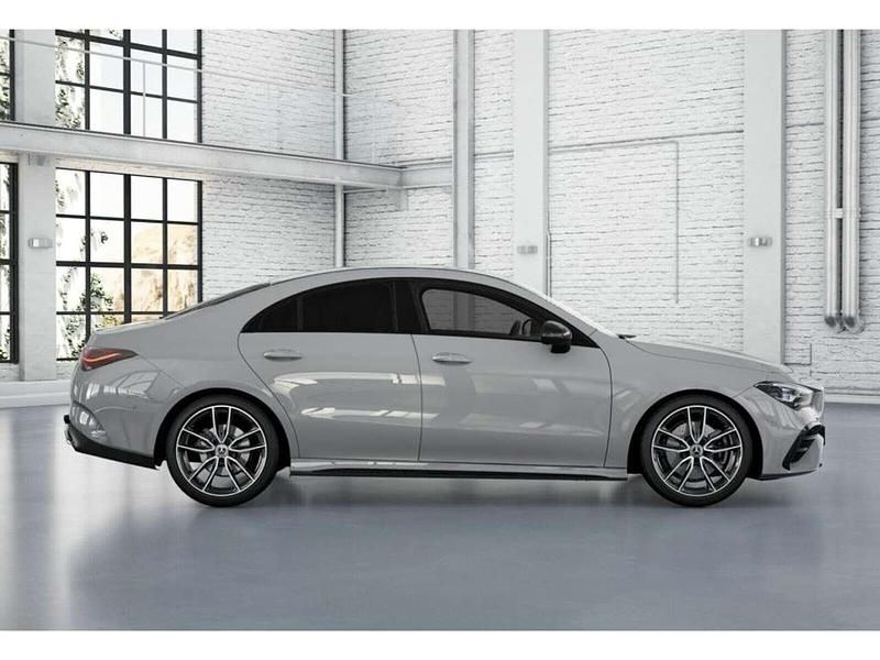 Gebraucht Mercedes CLA200 AMG 163 PS (119 kW) 2026 Manufaktur lack manufaktur alpingrau uni Coupé
