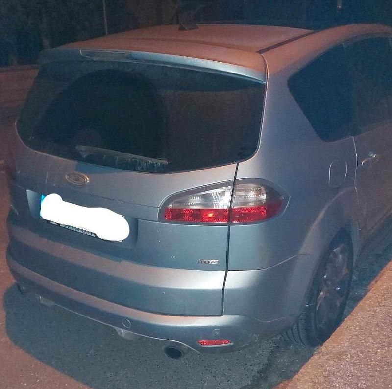 Gebraucht Ford S-MAX Titanium 175 PS (128 kW) 2009 Grau Van / Kleinbus