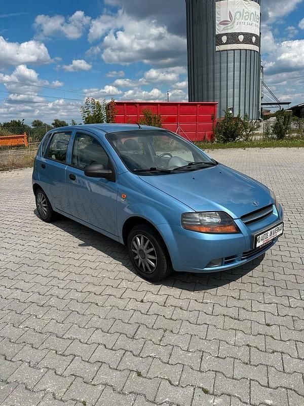Blau Gebraucht 2003 Chevrolet Kalos Kleinwagen | 2.400 € (Fairer Preis) - Bild 1/4