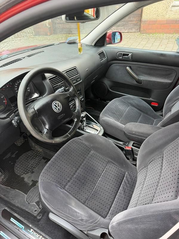 Occasion VW Bora 100 PK (73 kW) 2000 Rood Stationwagen