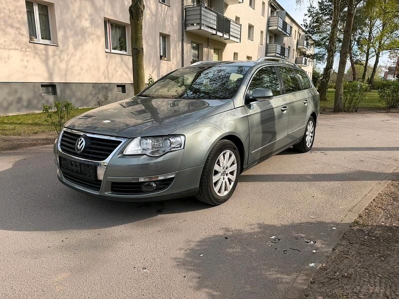 Second-hand VW Passat 160 CP (117 kW) 2009 Gri Break