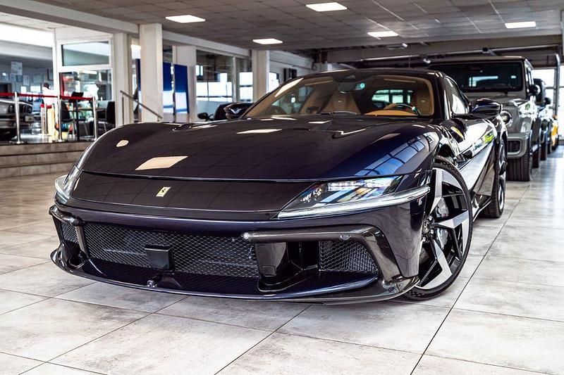 Neu Ferrari 12 Cilindri 829 PS (609 kW) 2025 Blau Coupé