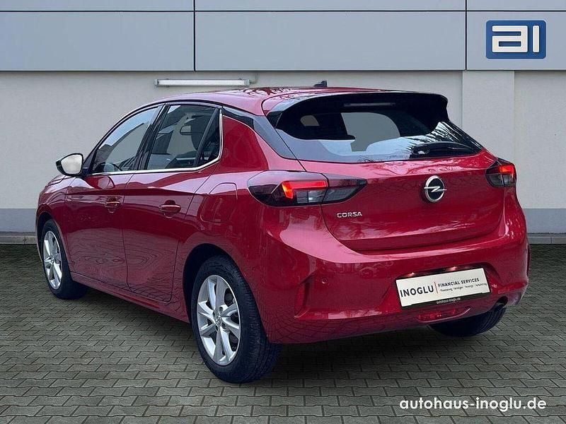 Gebraucht Opel Corsa Elegance 101 PS (74 kW) 2023 Chili rot/kardio rot Kleinwagen