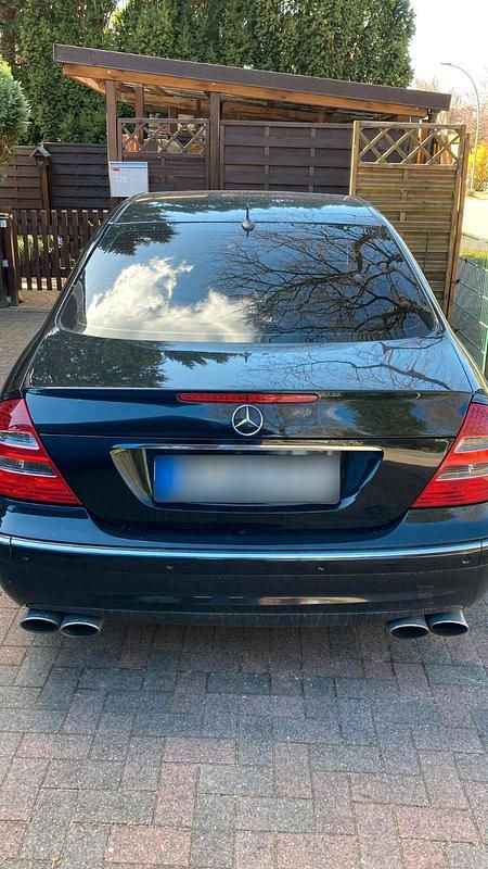 Gebraucht Mercedes E500 306 PS (225 kW) 2003 Schwarz Limousine