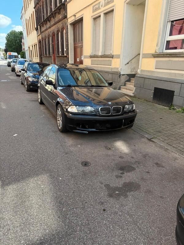 Gebraucht 2001 BMW 325 Limousine | 1.650 € (Superpreis) - Bild 1/4