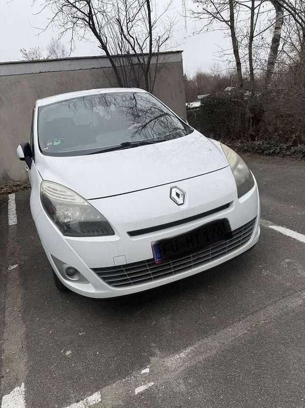 Gebraucht Renault Grand Scénic Dynamique 131 PS (96 kW) 2009 Van / Kleinbus