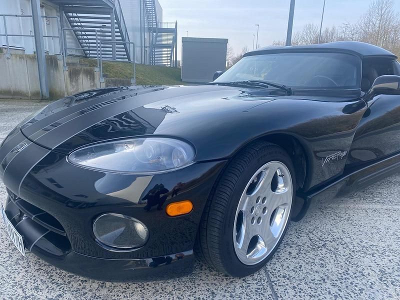 Gebraucht Dodge Viper 406 PS (298 kW) 1993 Schwarz Cabrio