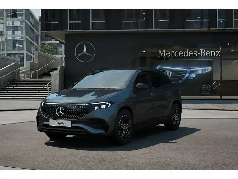Gebraucht Mercedes EQA300 AMG 167 kW (228 PS) 2024 Metalliclack mountaingrau SUV