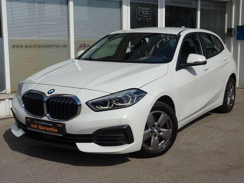 Gebraucht BMW 118 Advantage 150 PS (110 kW) 2022 Weiß Kleinwagen