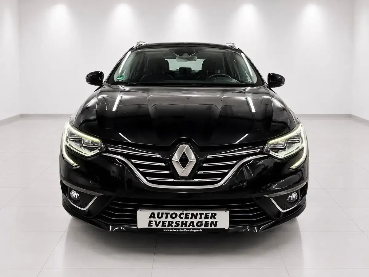 Gebraucht Renault Mégane GrandTour 163 PS (119 kW) 2018 Schwarz Kombi