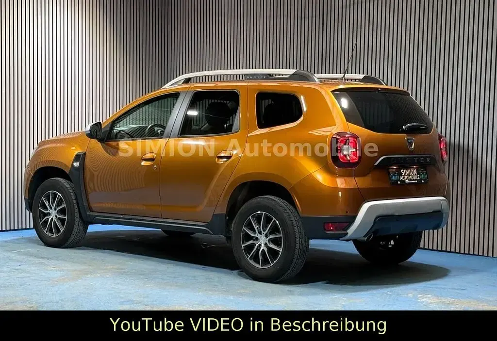 Gebraucht Dacia Duster Comfort 114 PS (83 kW) 2019 Orange SUV