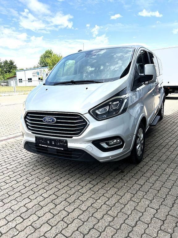 Other Gebraucht 2019 Ford Tourneo Kombi | 28.950 € (Etwas zu teuer) - Bild 1/4