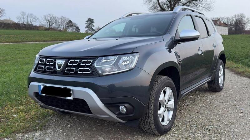 Grau Gebraucht 2021 Dacia Duster Comfort SUV | 18.700 € (Fairer Preis) - Bild 1/4
