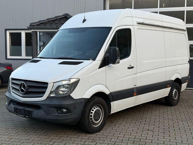 Weiß Gebraucht 2016 Mercedes 316 Van | 10.500 € - Bild 1/4